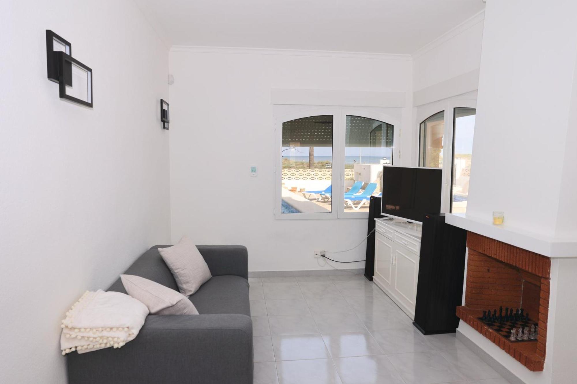 Chalet En La Playa Con Piscina Privada - Holavivienda Inmobiliaria Dénia Buitenkant foto