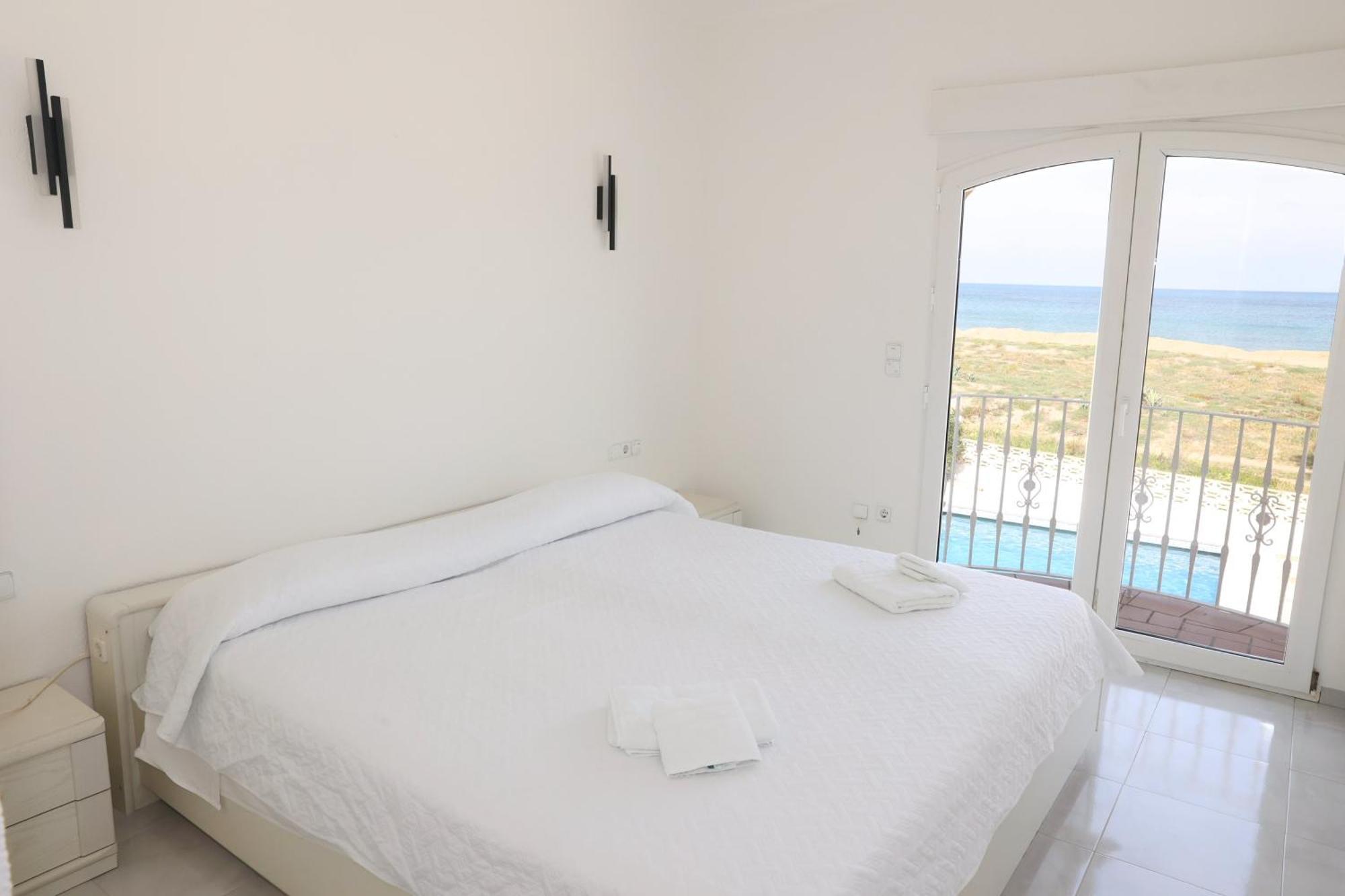 Chalet En La Playa Con Piscina Privada - Holavivienda Inmobiliaria Dénia Buitenkant foto